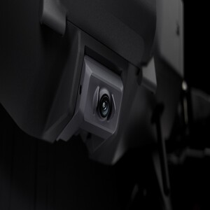 Vista de detalle del sistema de cámara FPV y sensores frontales de obstáculos del DJI Agras T70P.